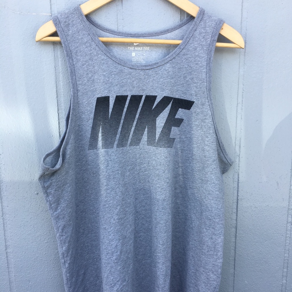 Nike Men’s tank